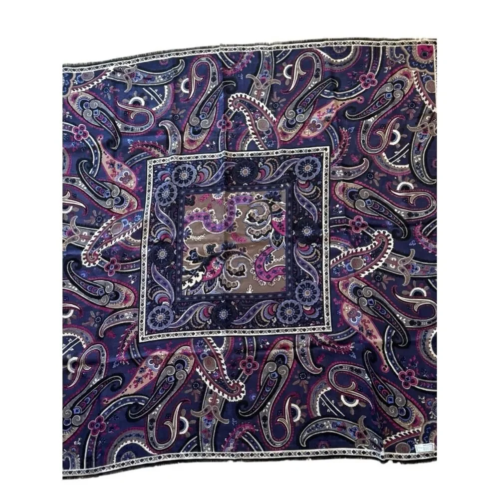 VTG Accessory Street Oscar de la Renta Large Paisley Square Wool Scarf
